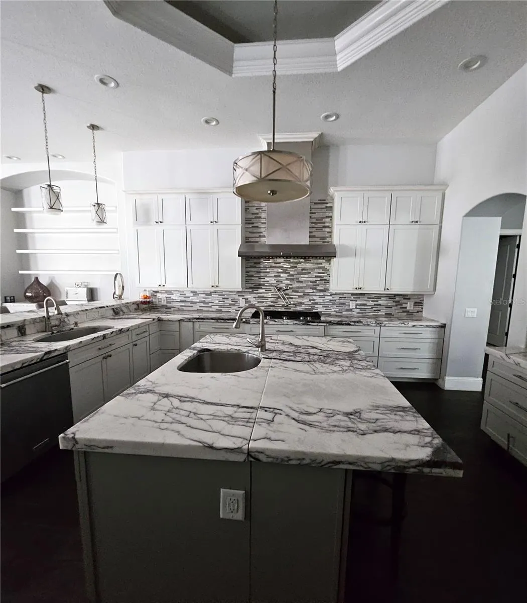 2065 SW 80TH ST