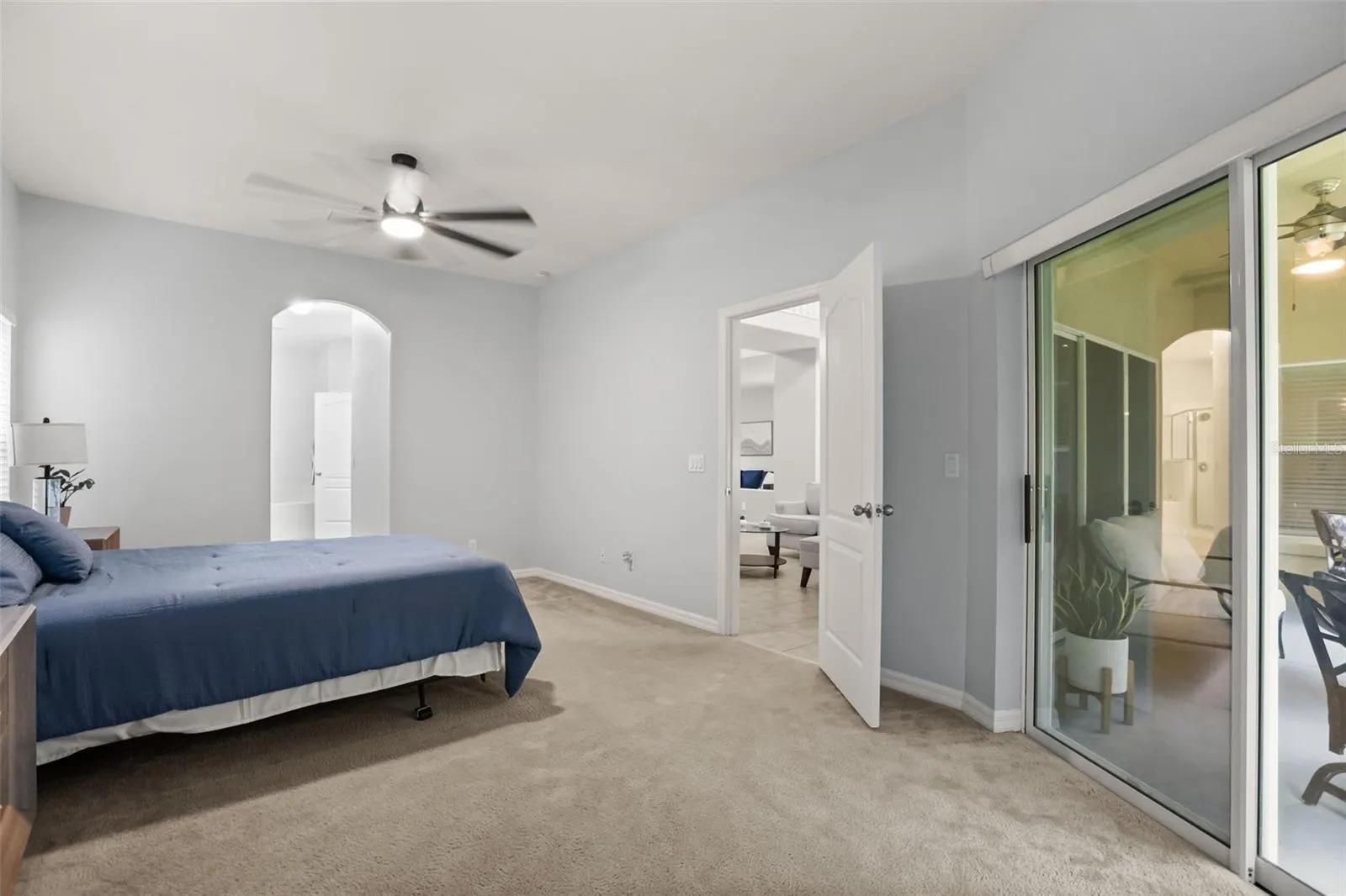 9117 OAK COMMONS WAY