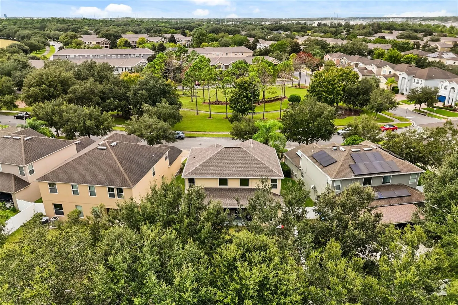 9117 OAK COMMONS WAY