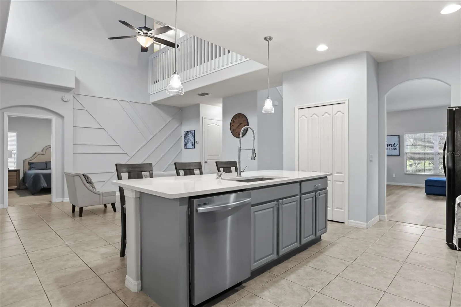 9117 OAK COMMONS WAY