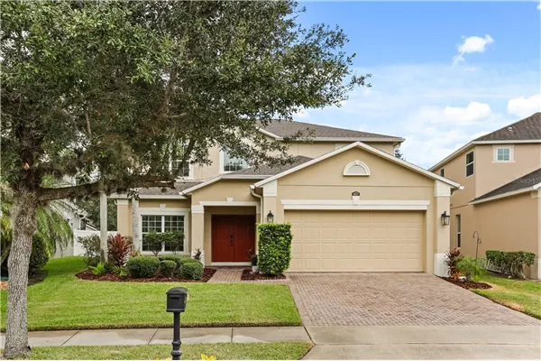 9117 OAK COMMONS WAY