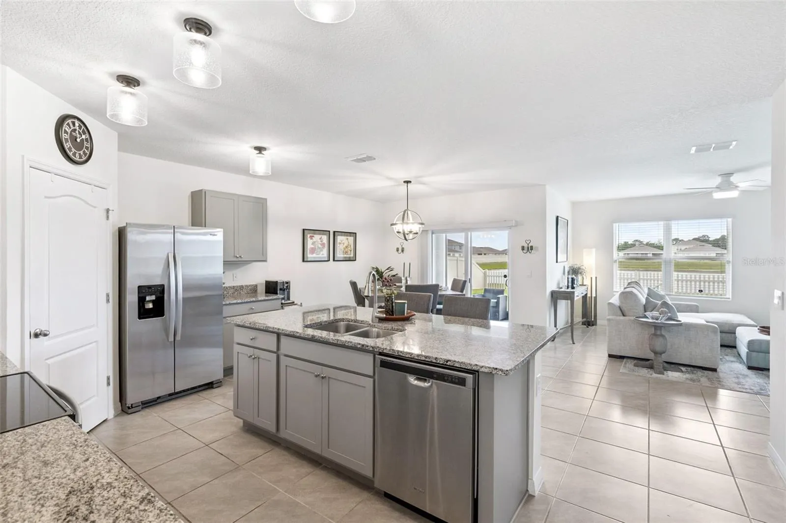 5634 WINONA DR