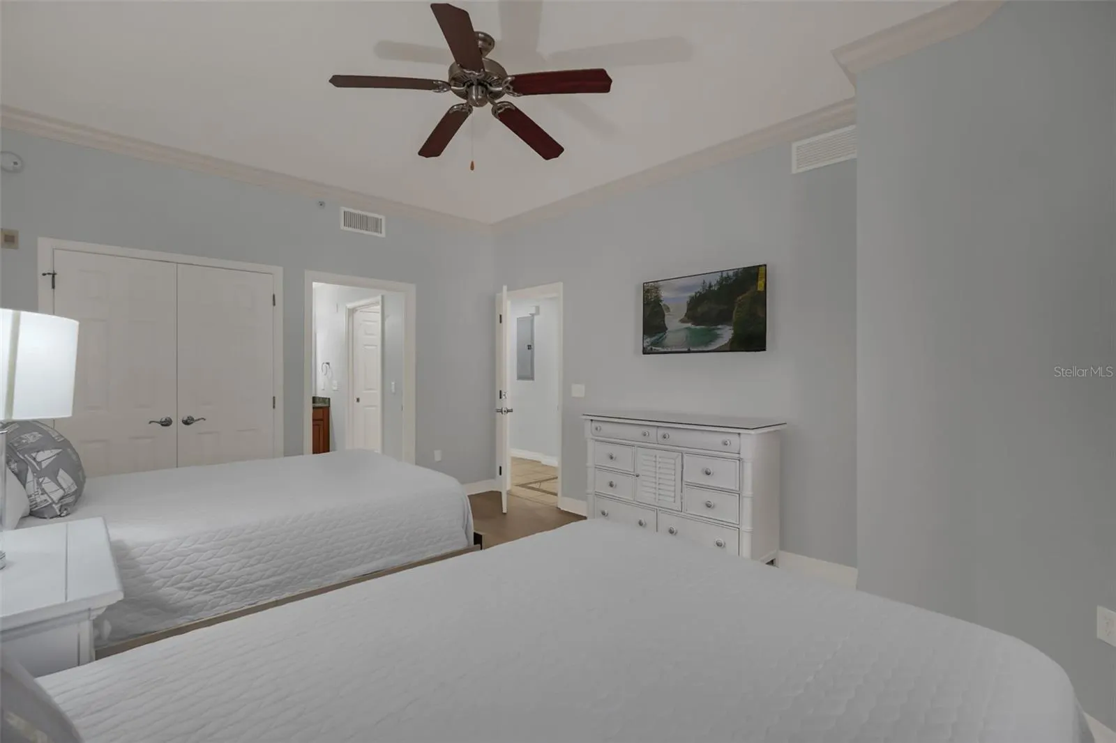 1102 SUNSET VIEW CIR #103 #103