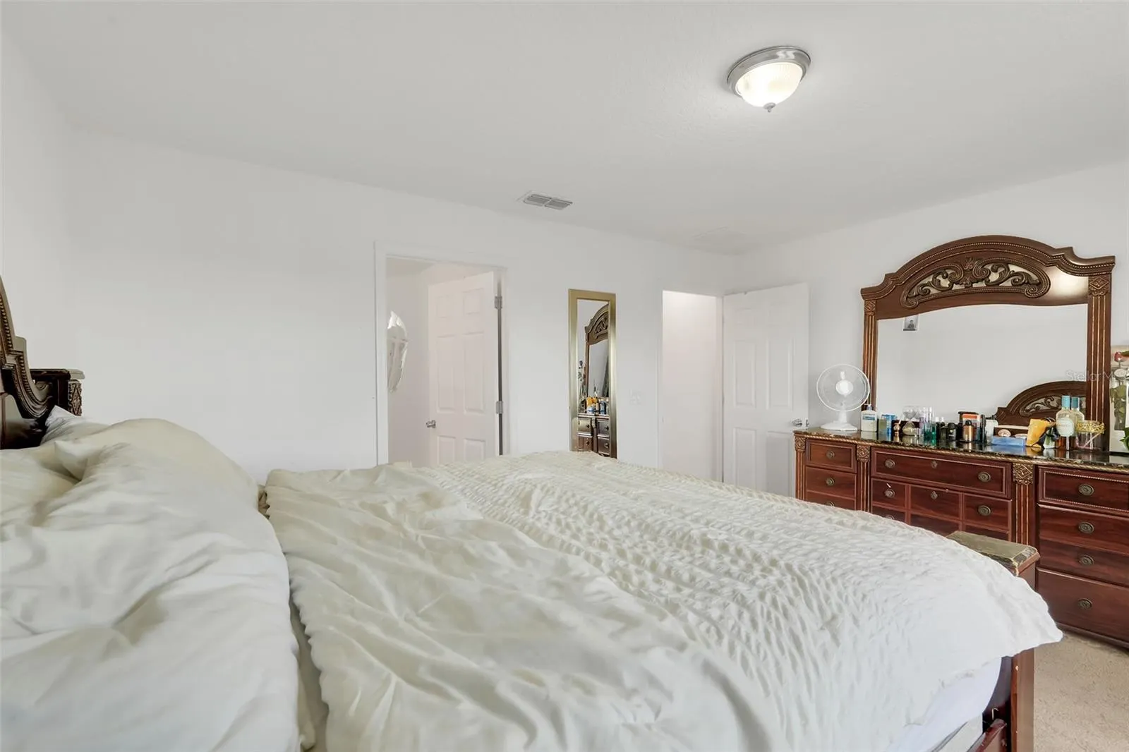 639 SAMUEL PL