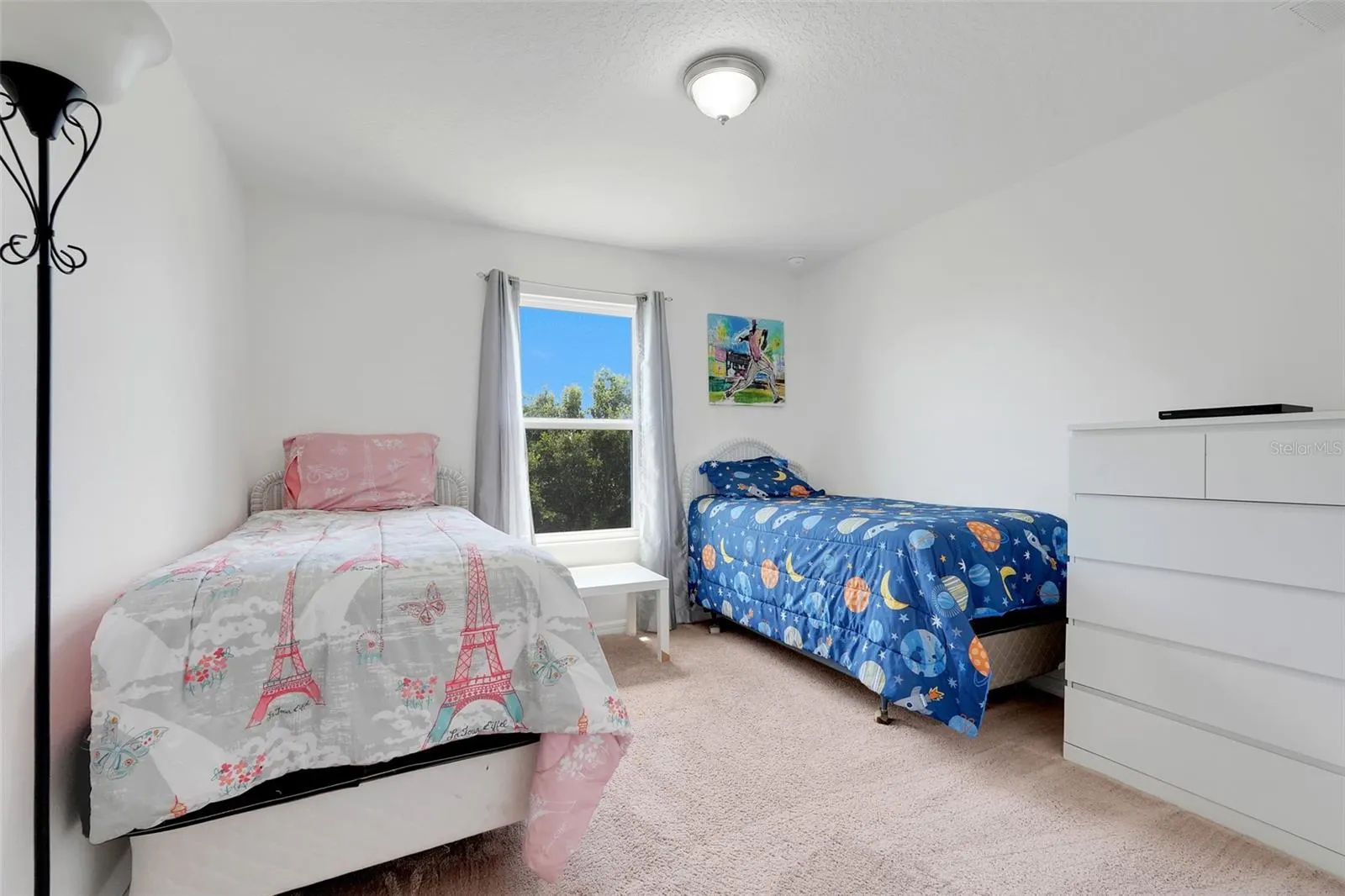 639 SAMUEL PL
