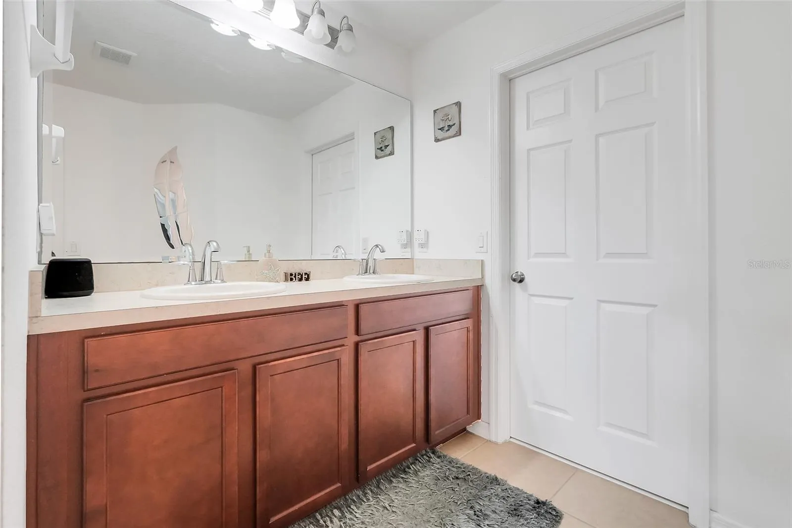 639 SAMUEL PL
