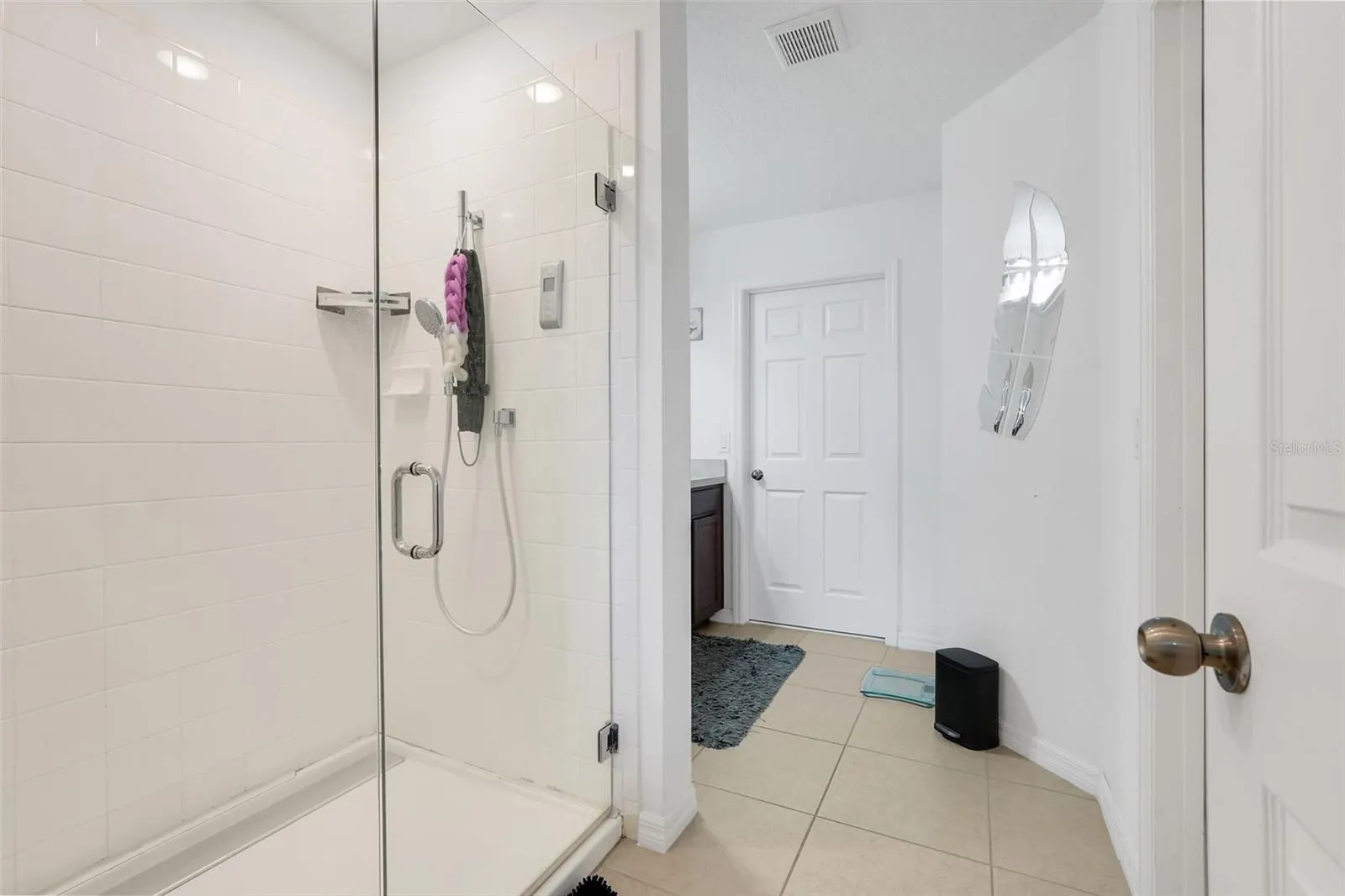 639 SAMUEL PL
