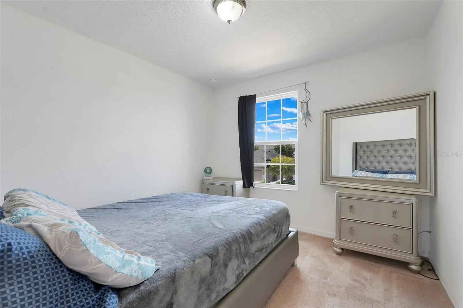 639 SAMUEL PL