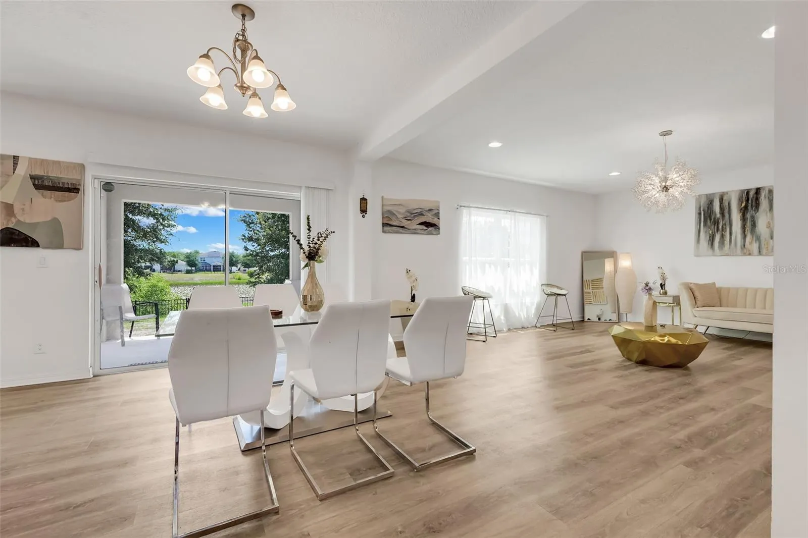 639 SAMUEL PL