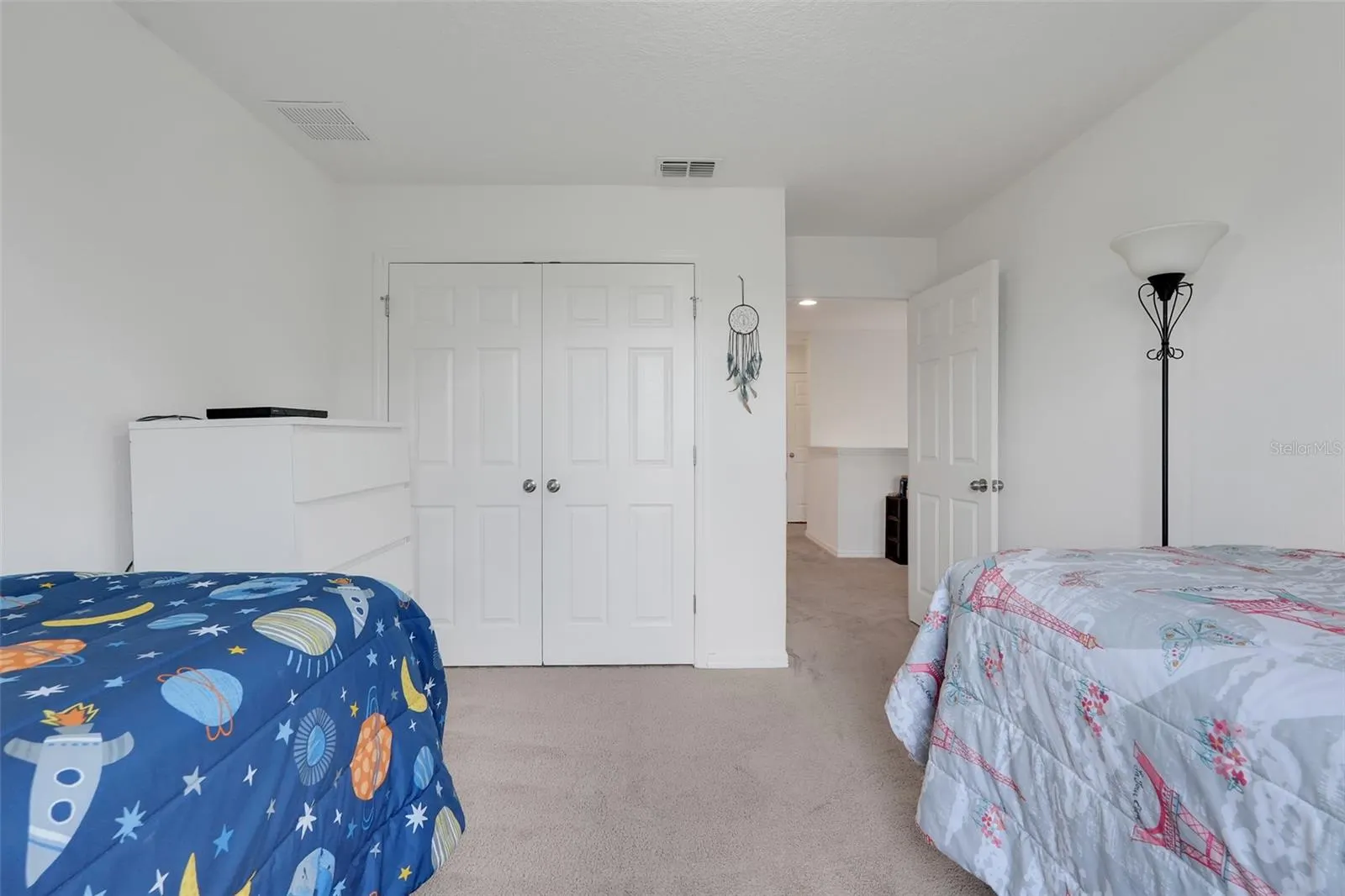 639 SAMUEL PL