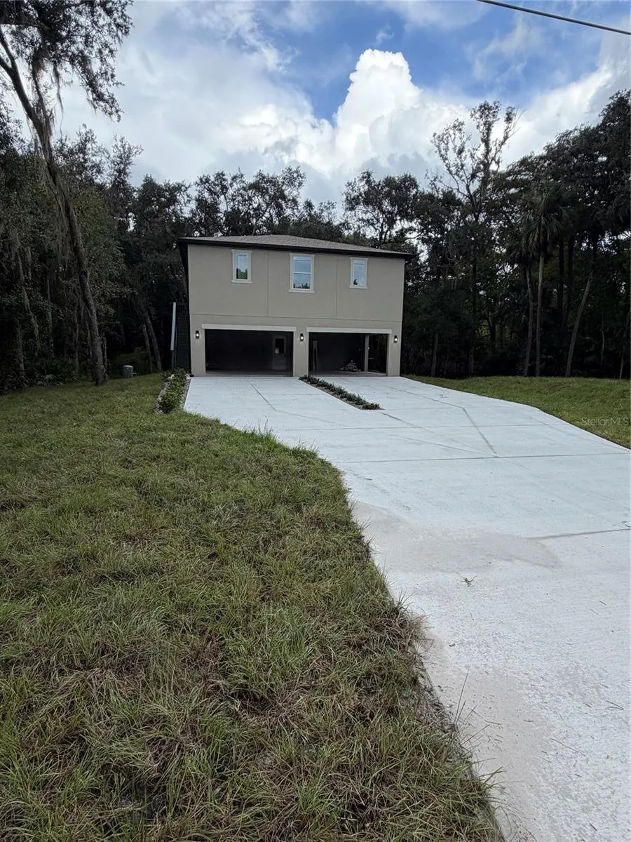 1784 LAKE HARNEY RD