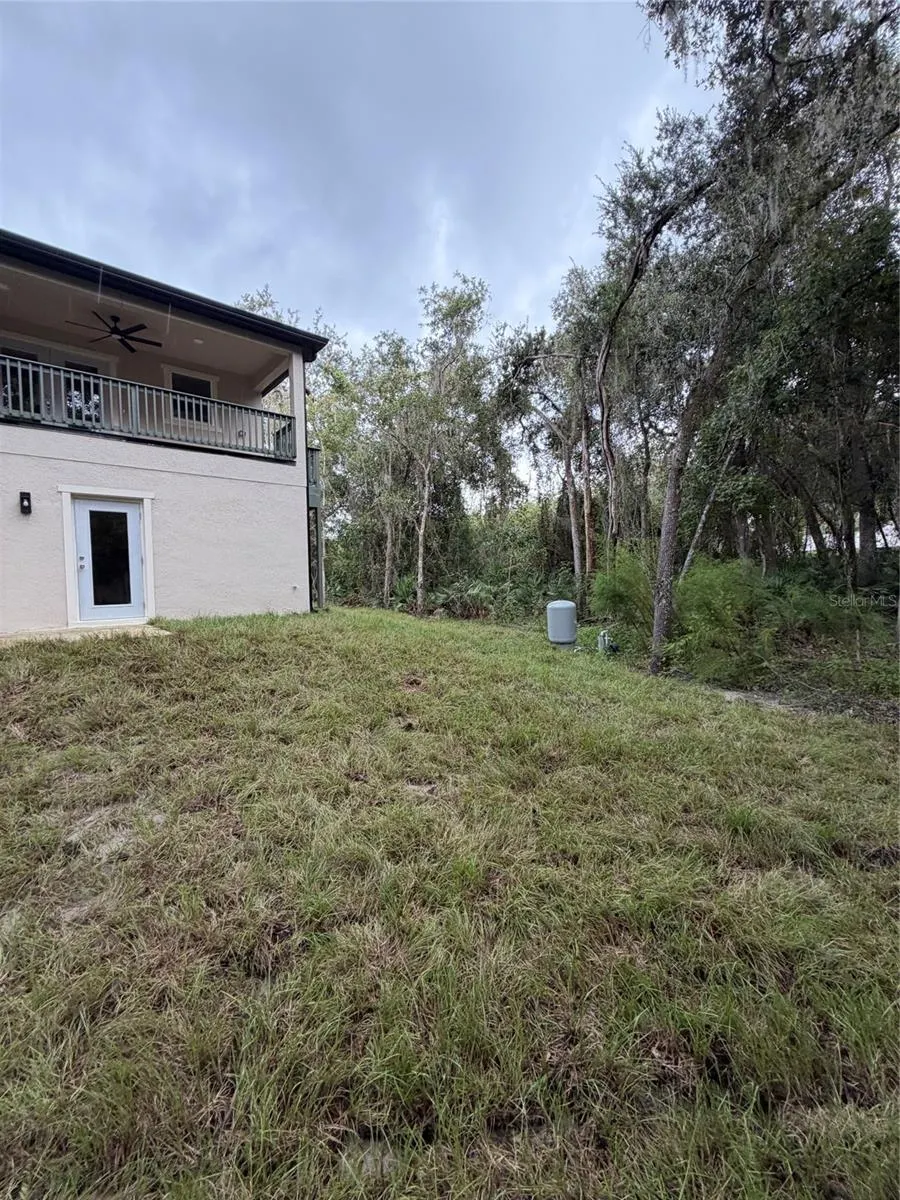1784 LAKE HARNEY RD