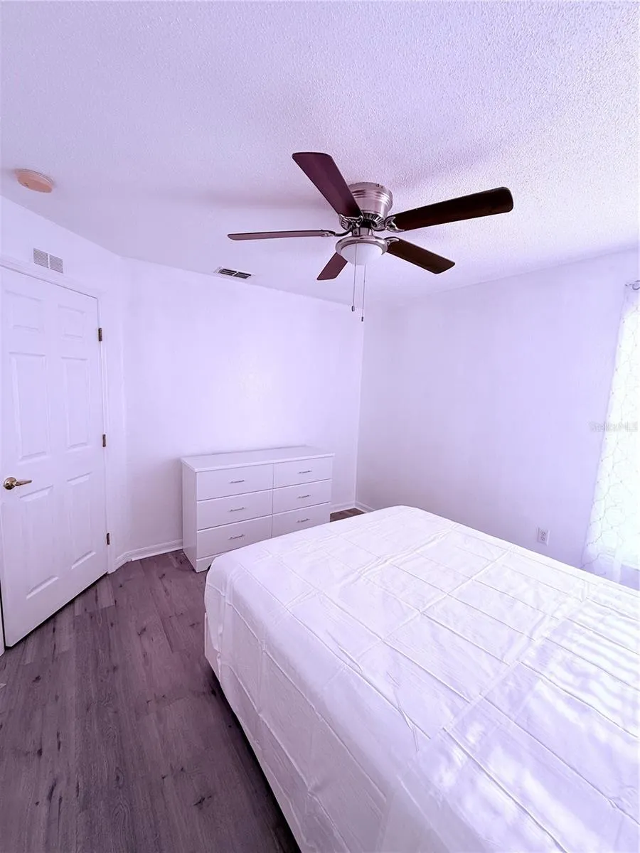 649 SIERRA CIR