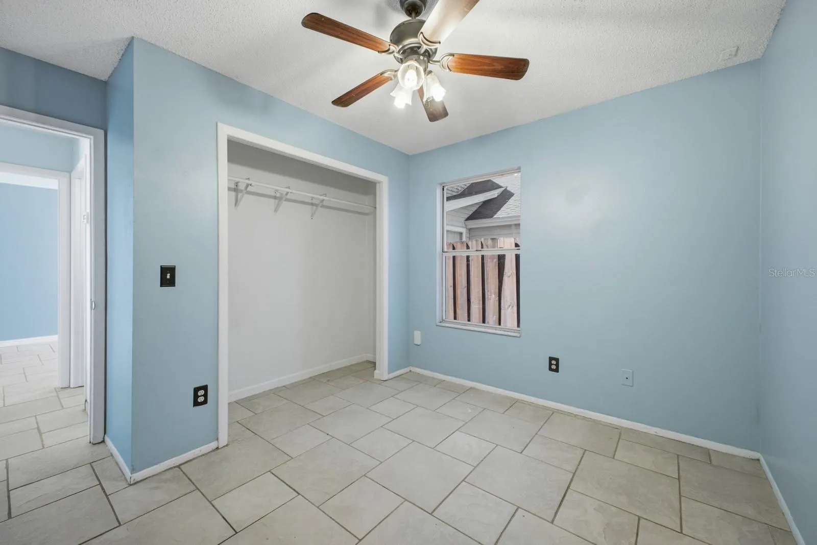 3409 FOX CROSSING DR