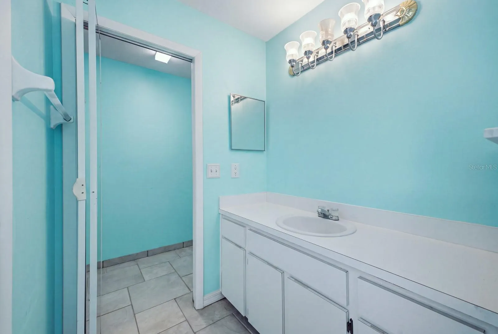 3409 FOX CROSSING DR