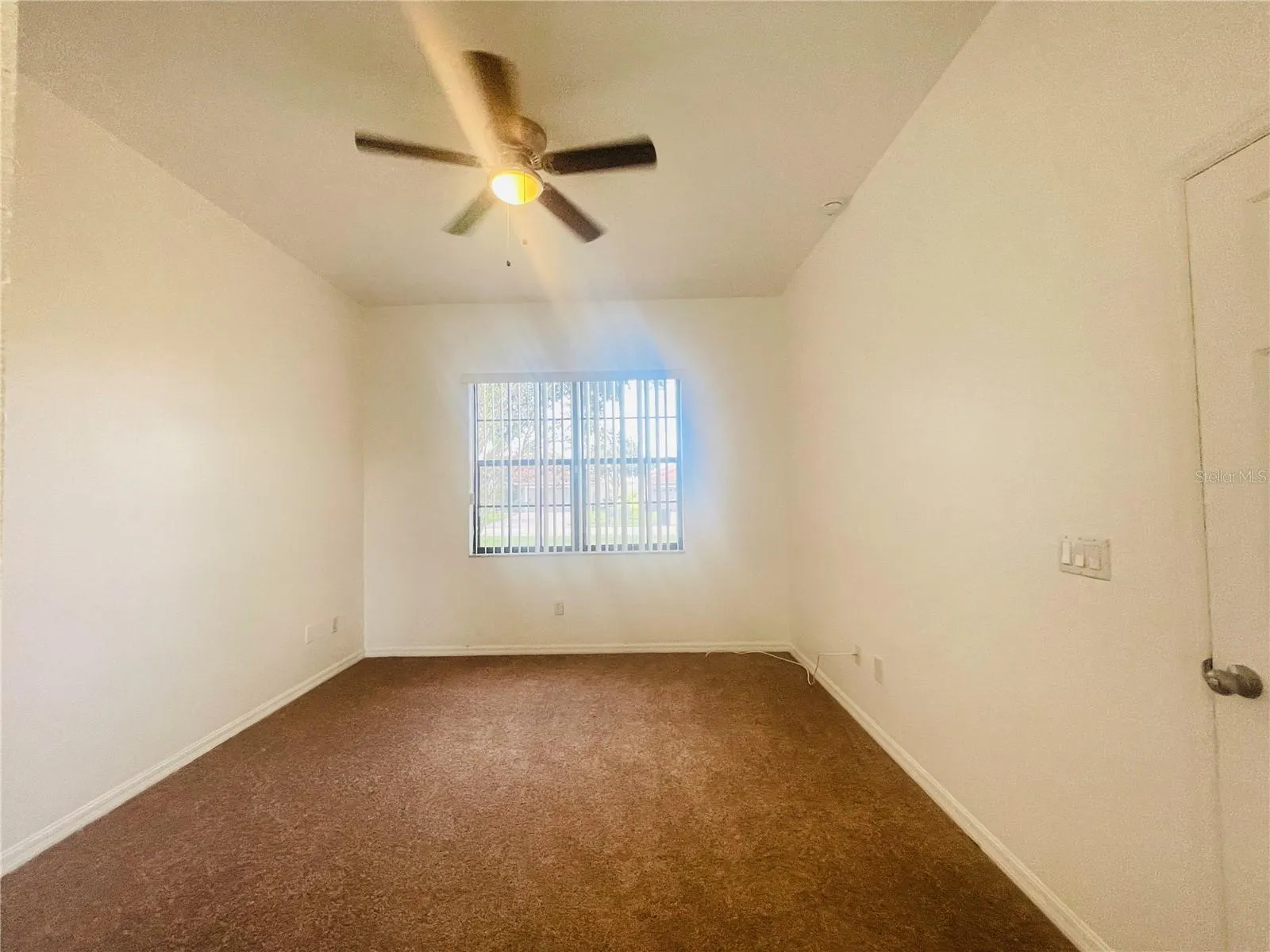 446 CARAWAY DR