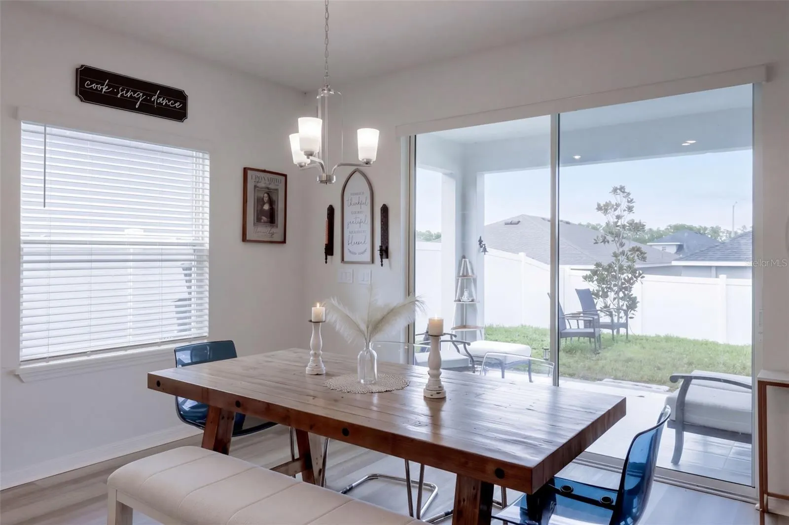 2144 DESERT ROSE DRIVE