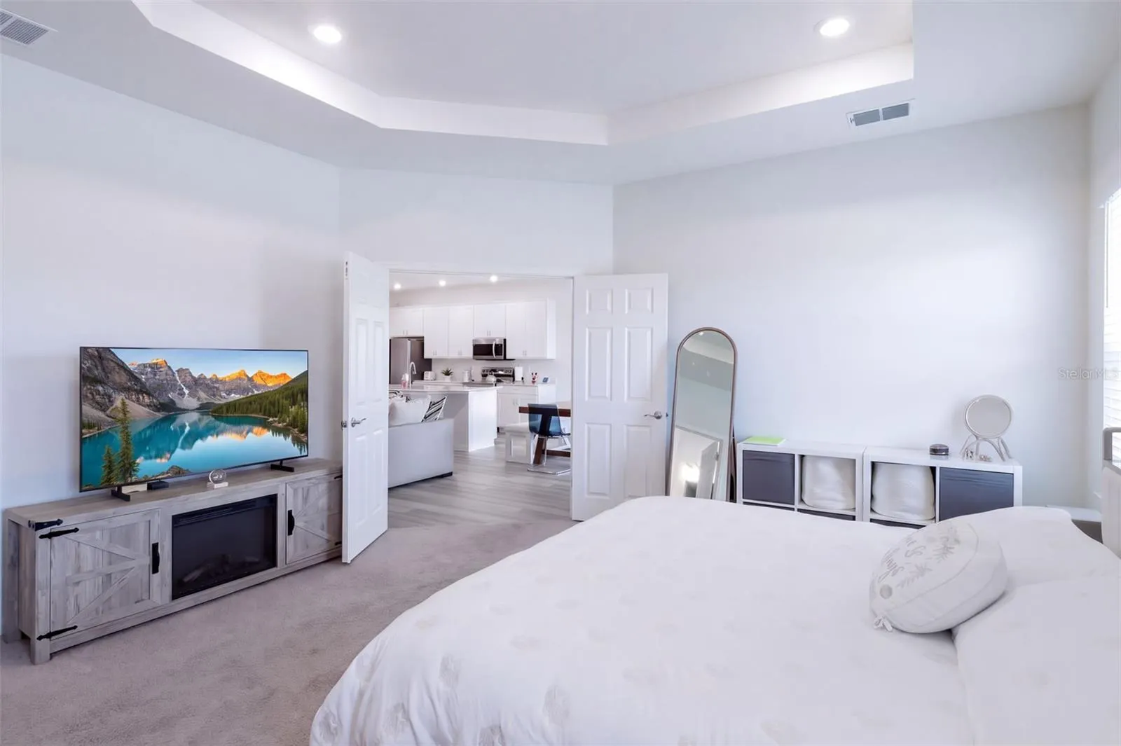 2144 DESERT ROSE DRIVE