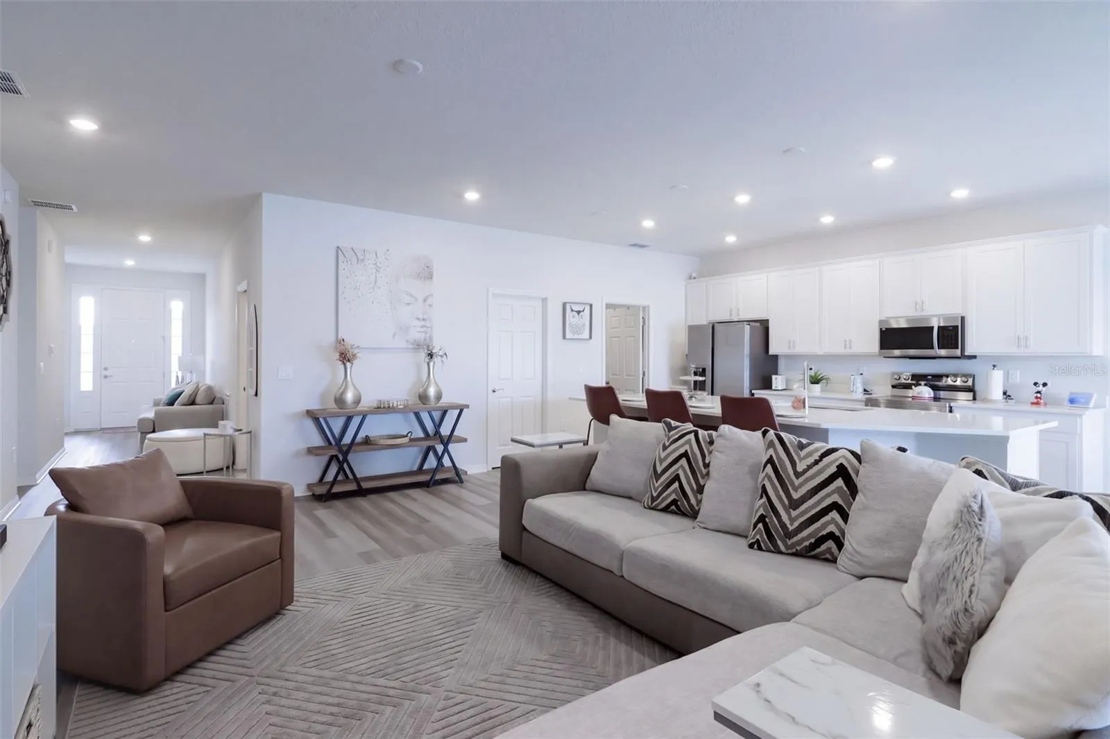 2144 DESERT ROSE DRIVE