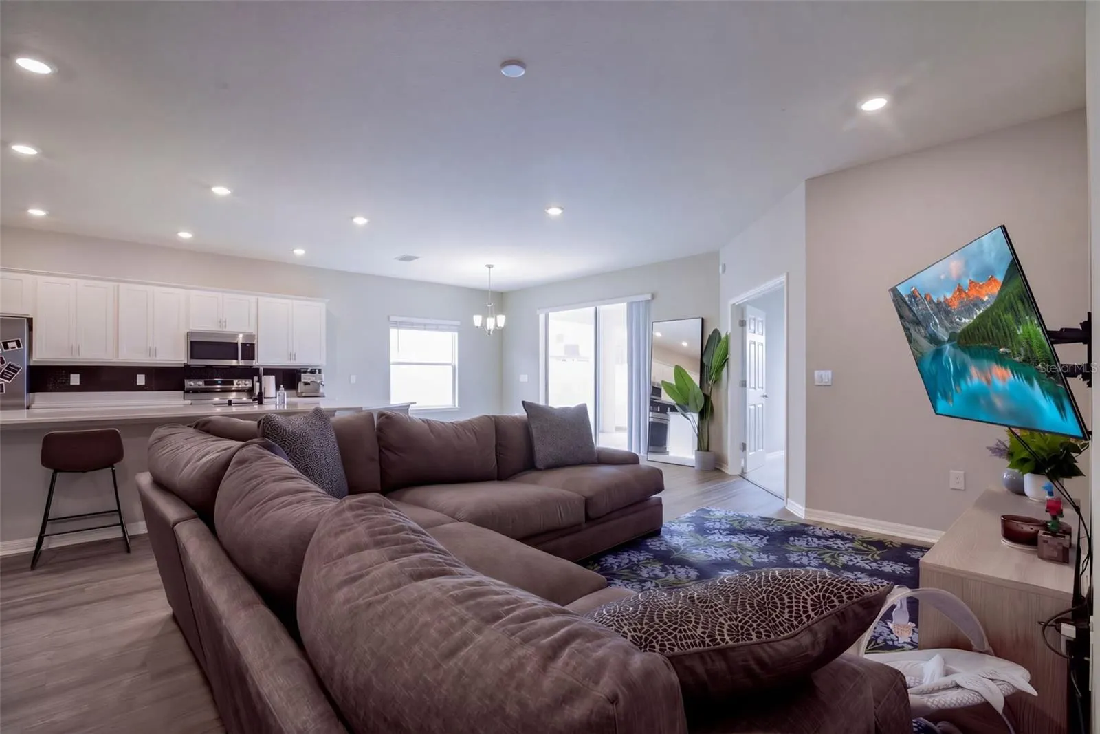 1104 MOUNTAIN FLOWER LANE,