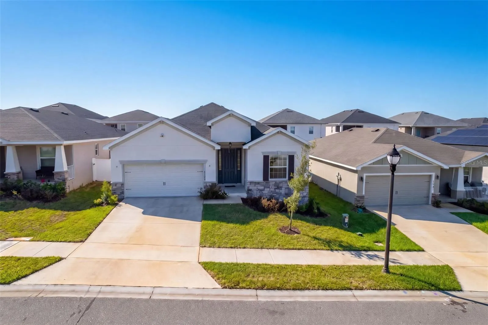 1104 MOUNTAIN FLOWER LANE,