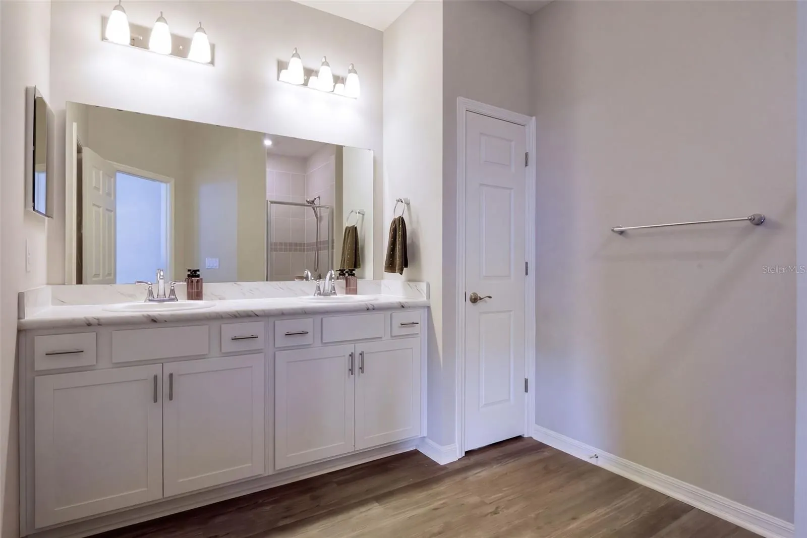 1104 MOUNTAIN FLOWER LANE,