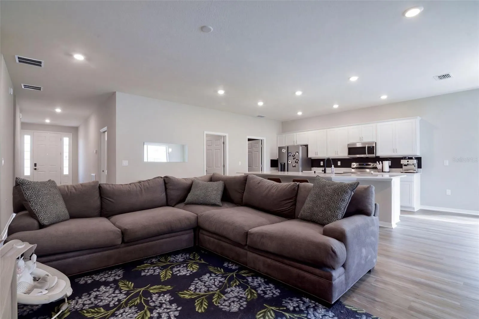 1104 MOUNTAIN FLOWER LANE,