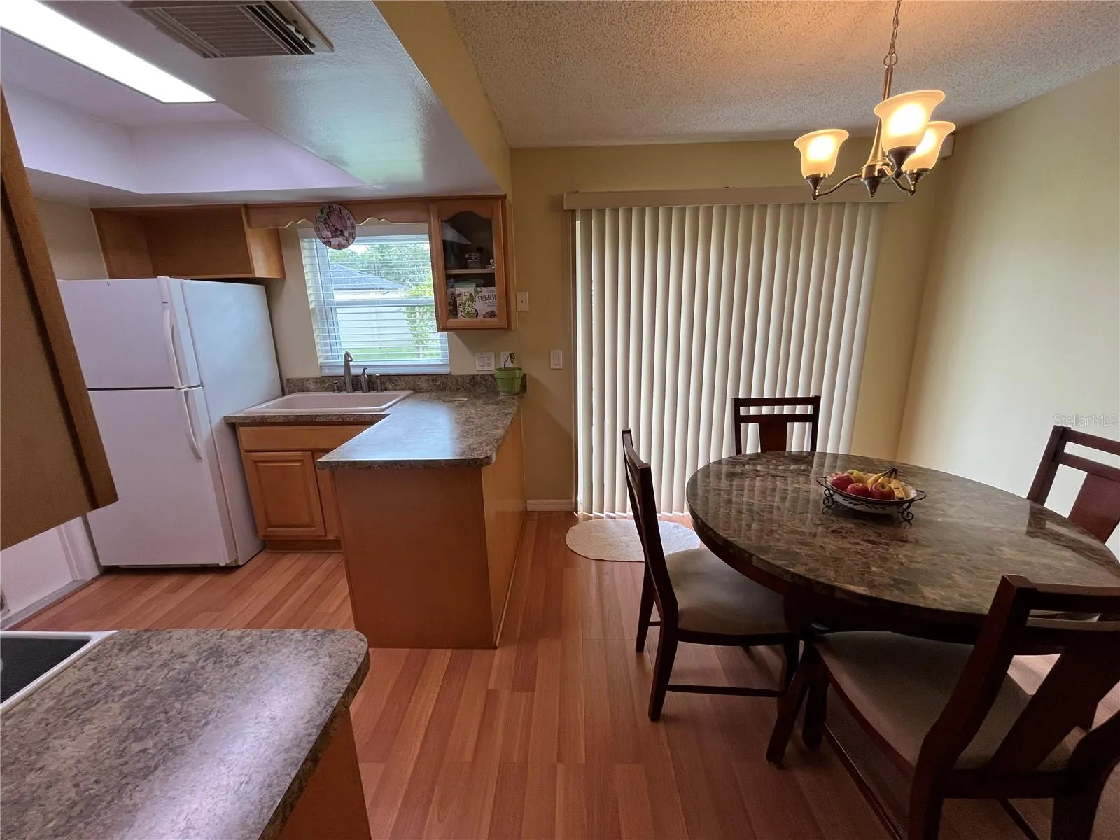220 MISSISSIPPI WOODS LN