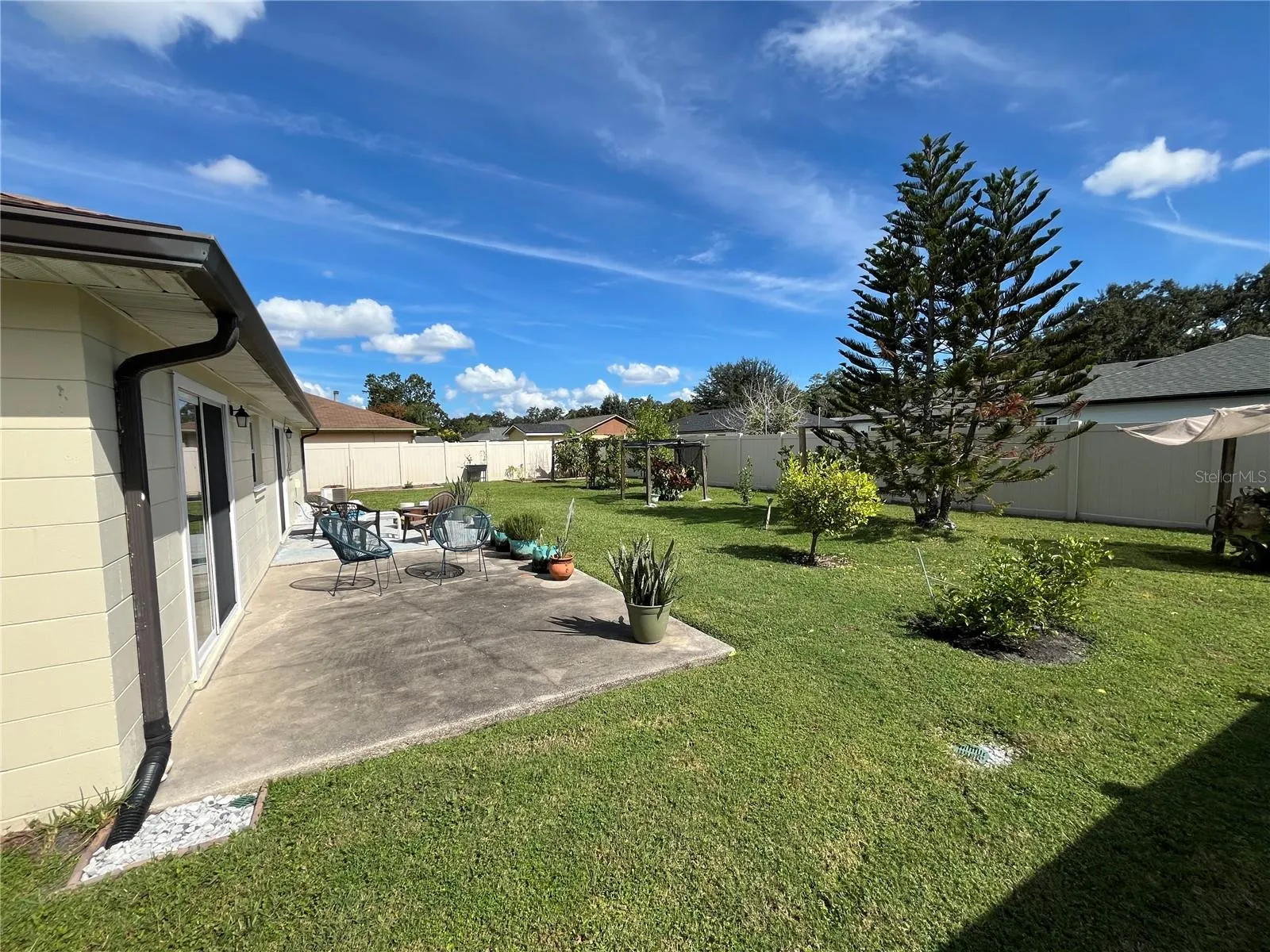 220 MISSISSIPPI WOODS LN