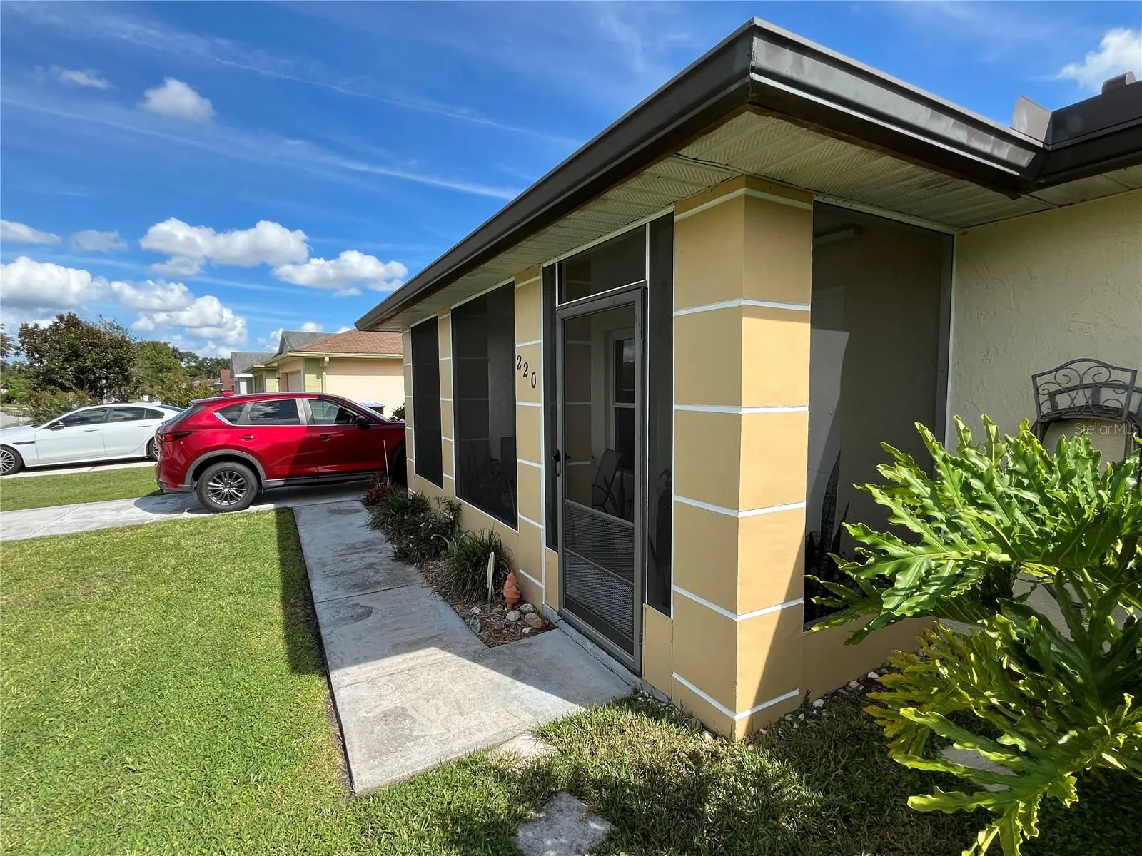 220 MISSISSIPPI WOODS LN