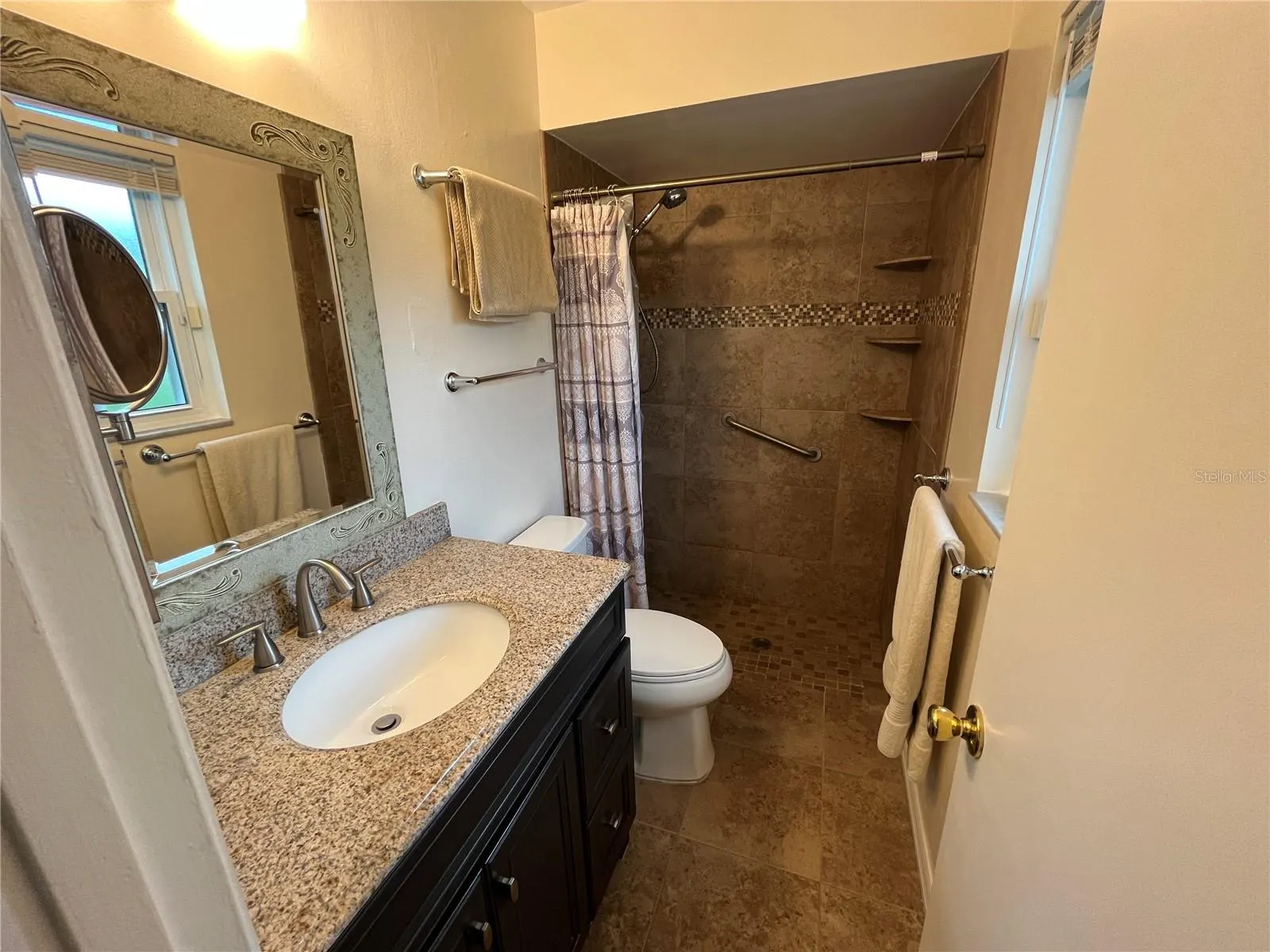 220 MISSISSIPPI WOODS LN