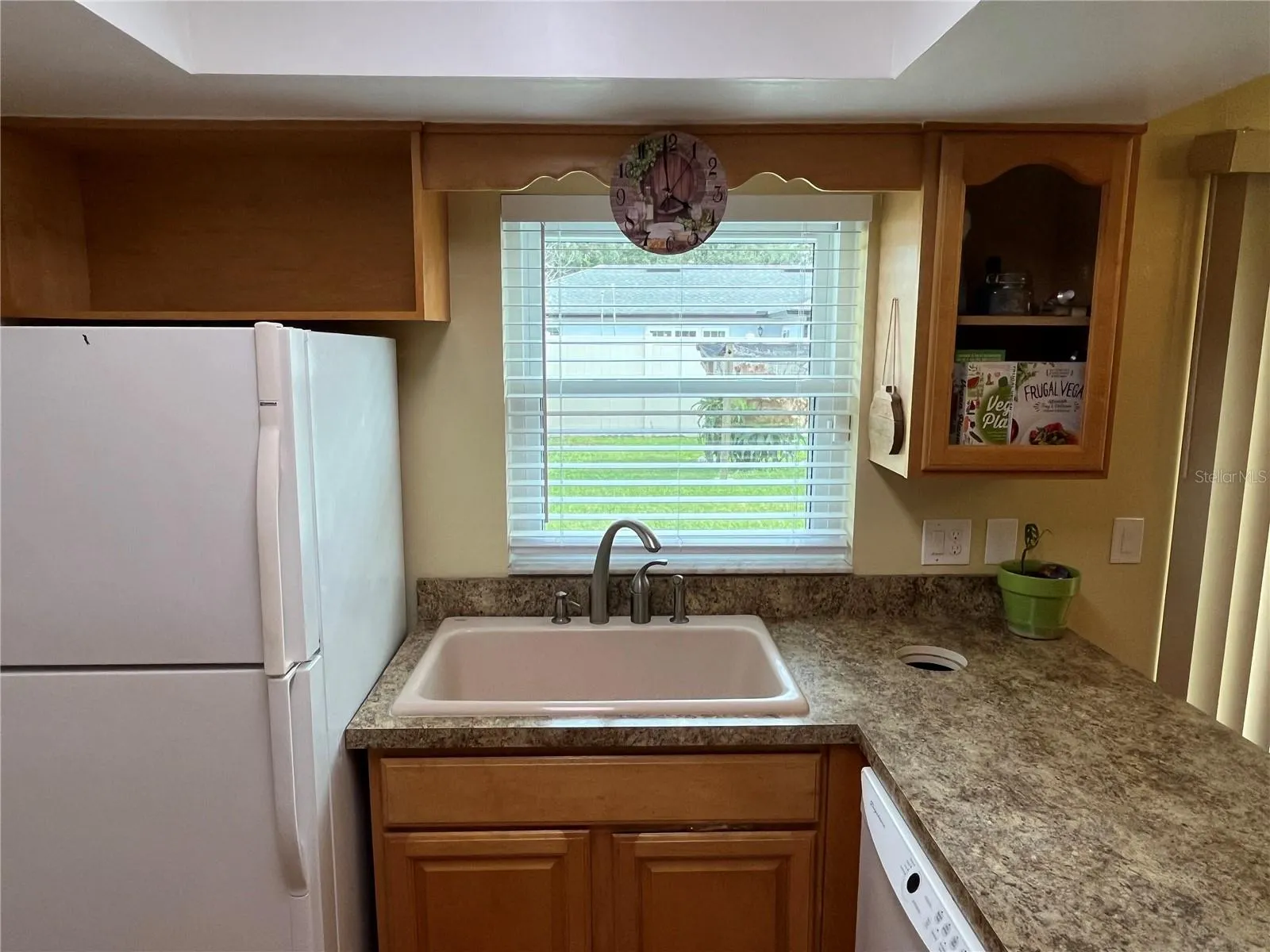 220 MISSISSIPPI WOODS LN