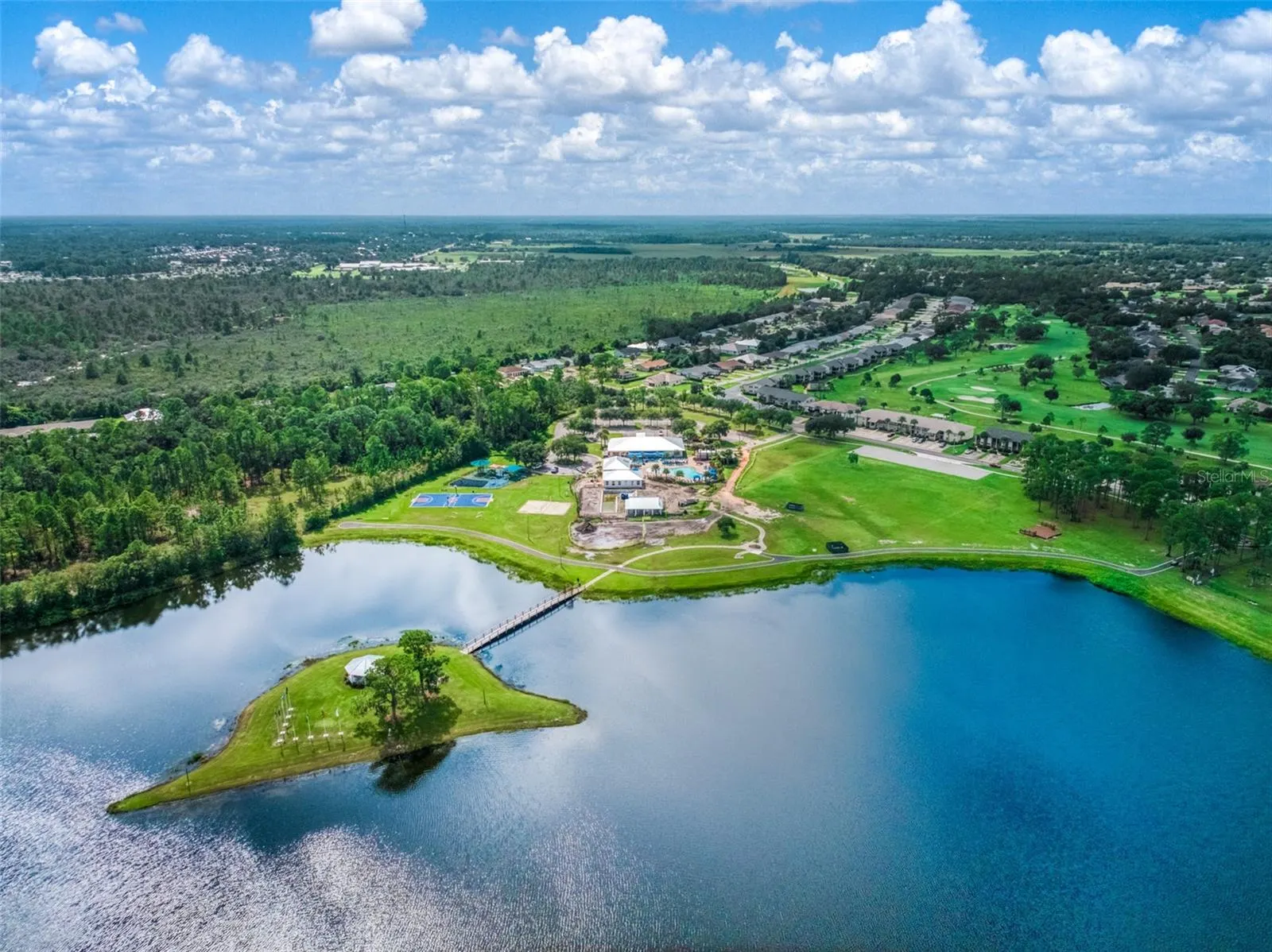 3613 EDGEWATER DR