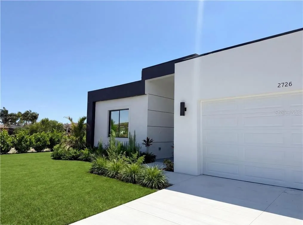 2726 NW 41ST PL