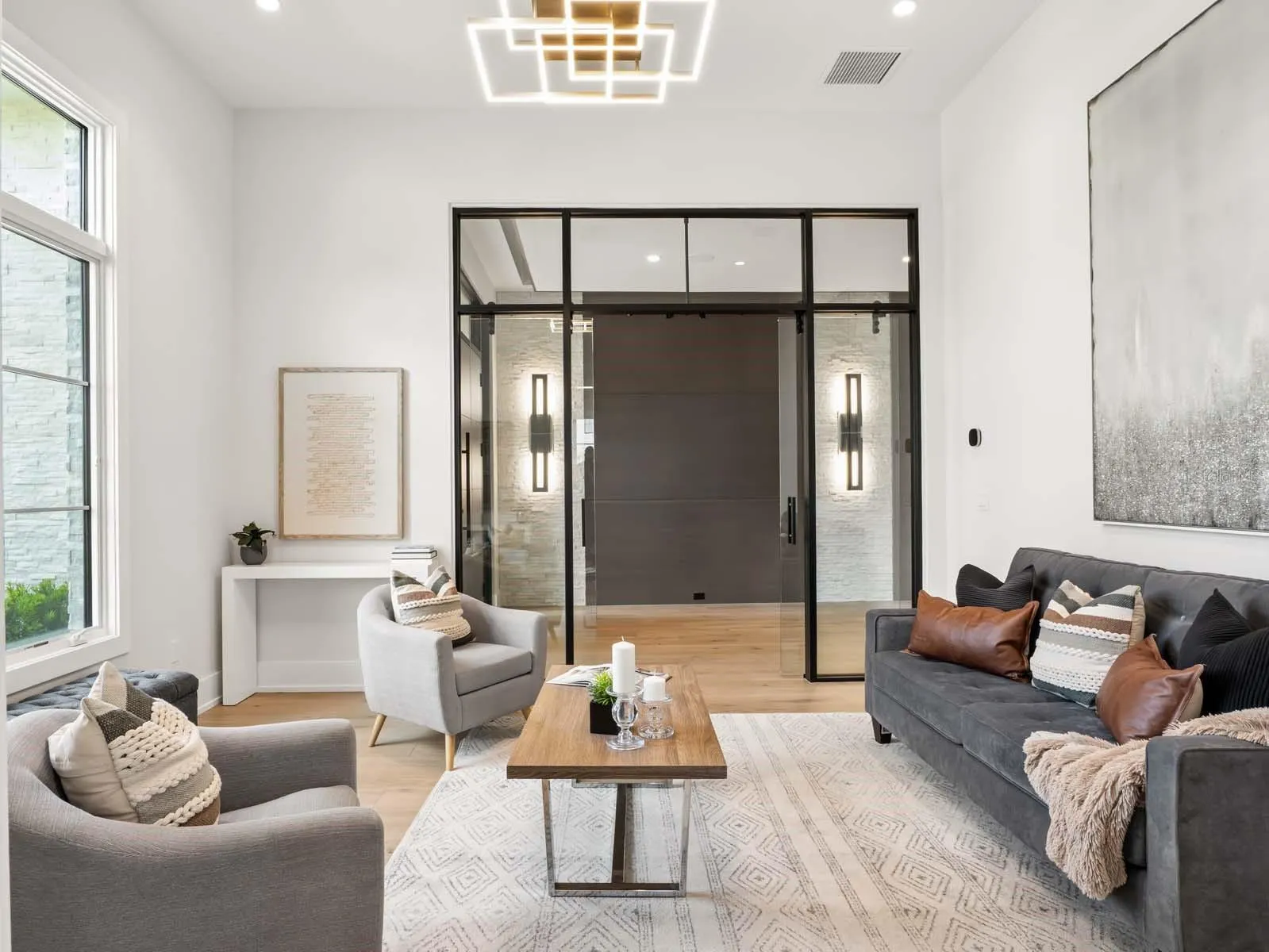 11043 CROMWELL RD