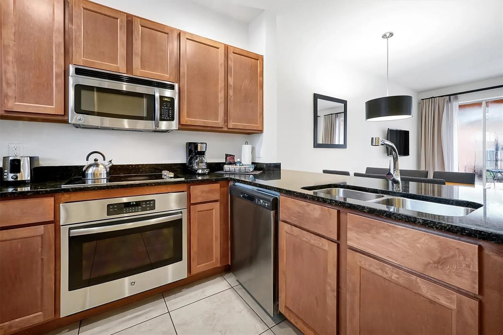 2669 ROADSTER LN
