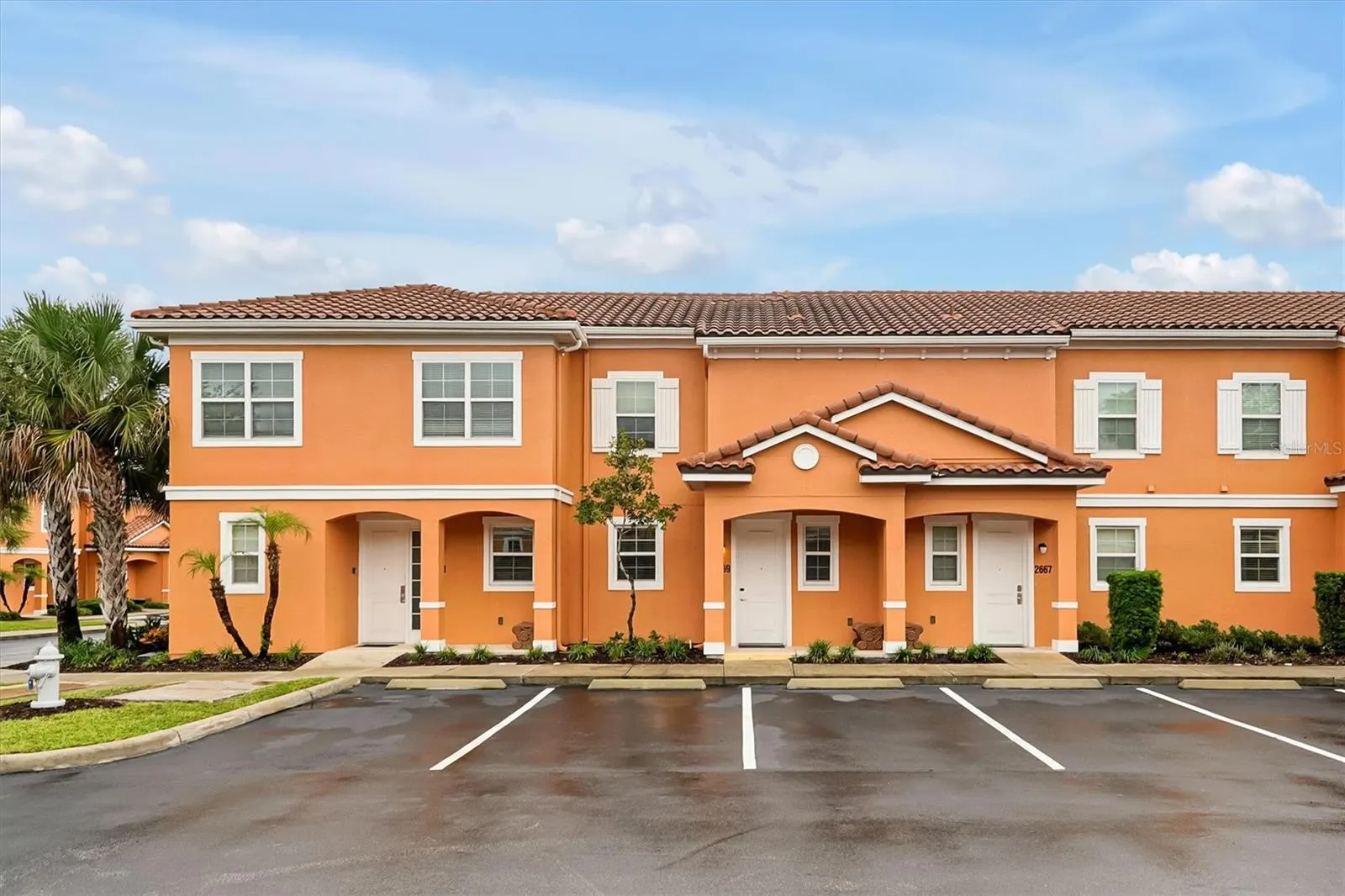 2669 ROADSTER LN