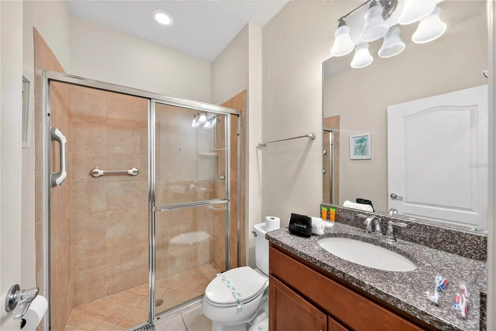 8882 GENEVE CT