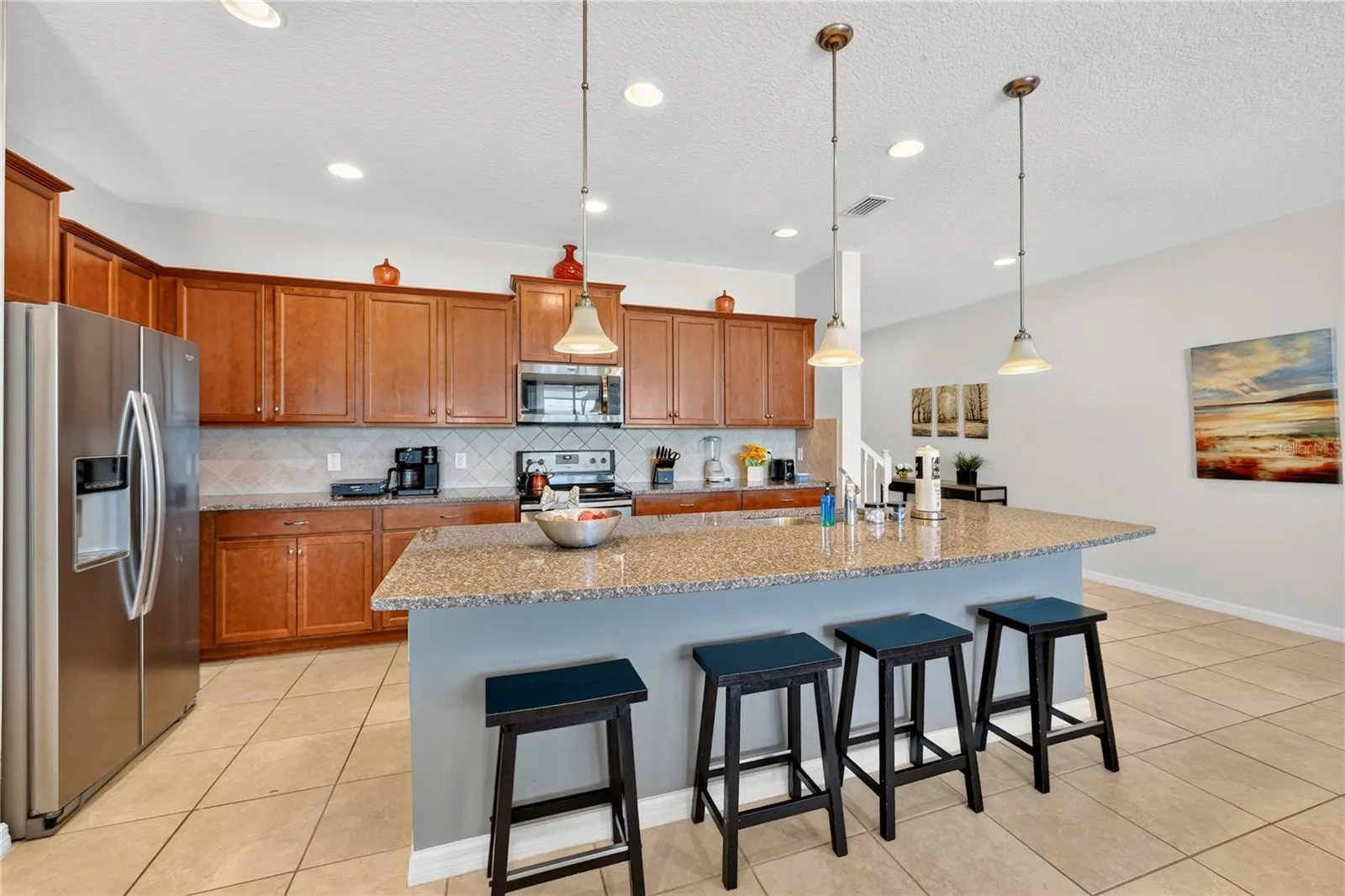 8882 GENEVE CT