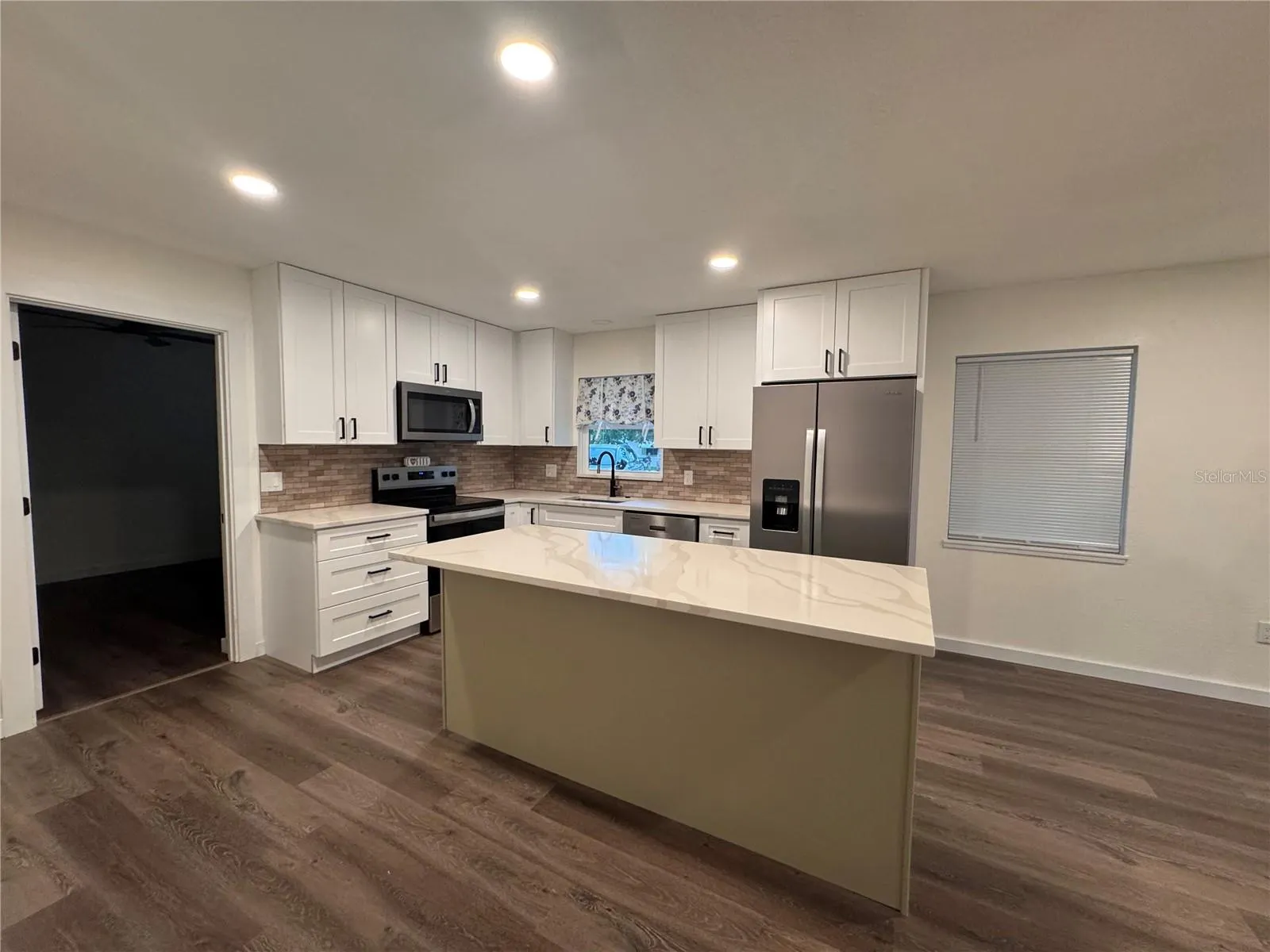 1201 SHERMAN AVE
