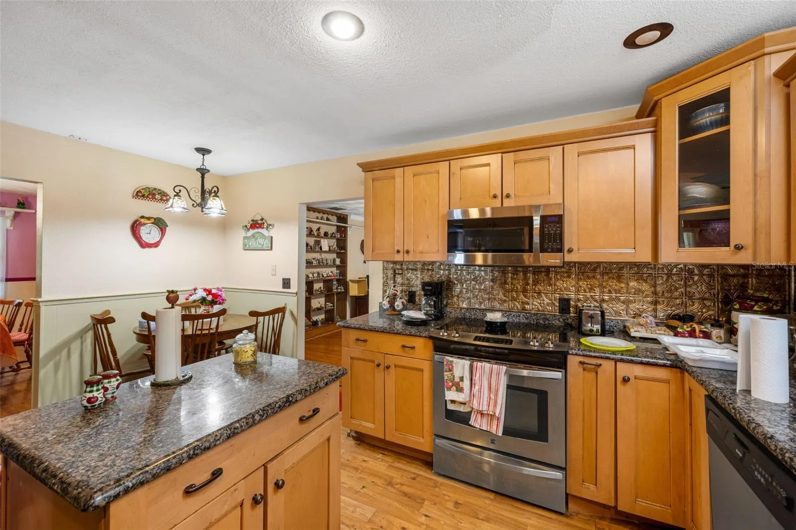 4253 STAFFORD DR