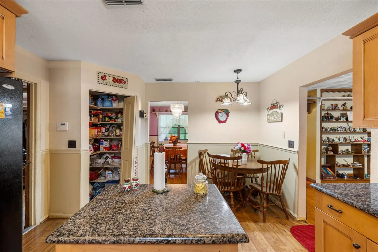 4253 STAFFORD DR