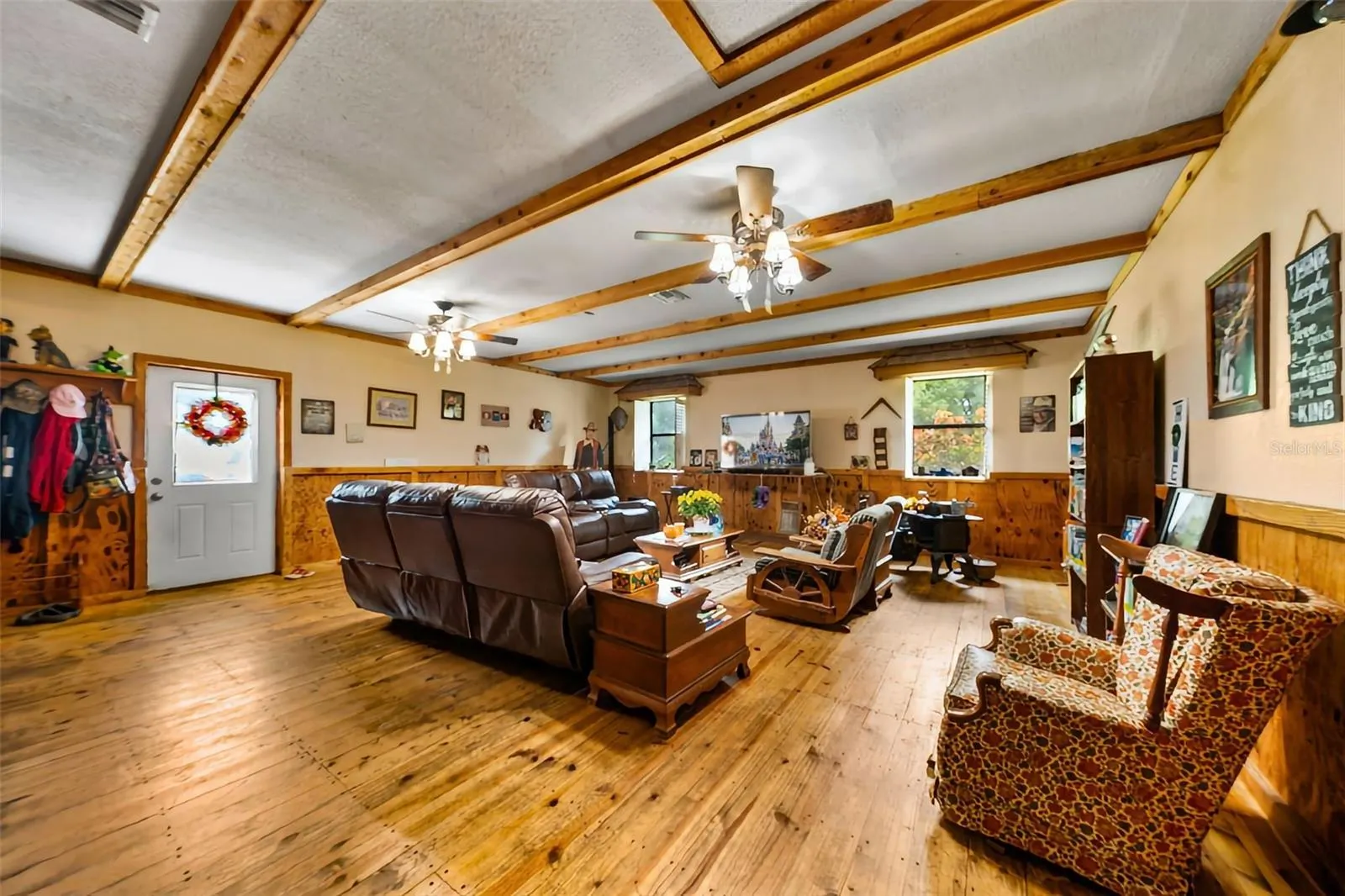 4253 STAFFORD DR