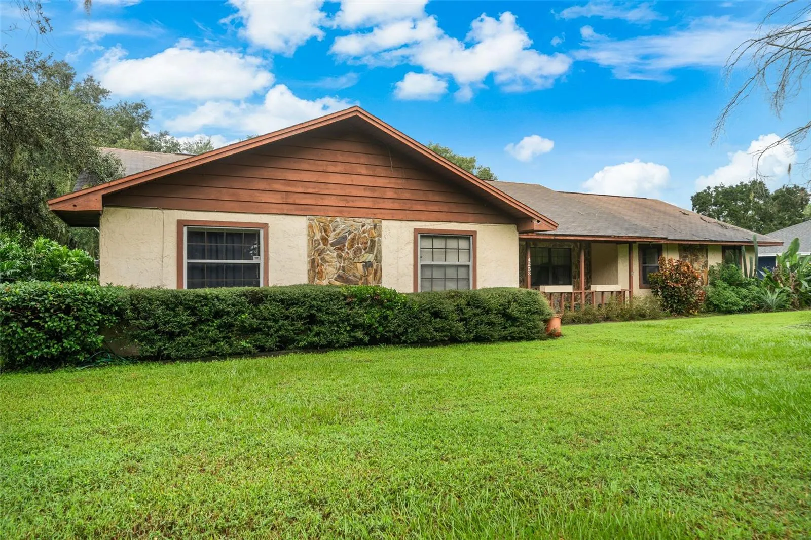 4253 STAFFORD DR