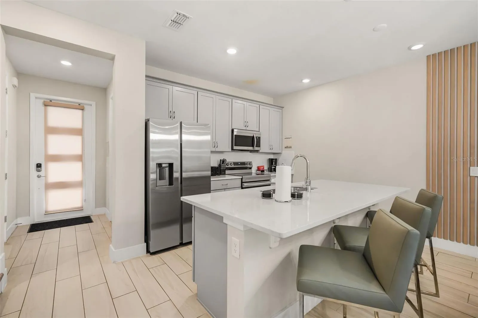 7785 SPECTRUM DR