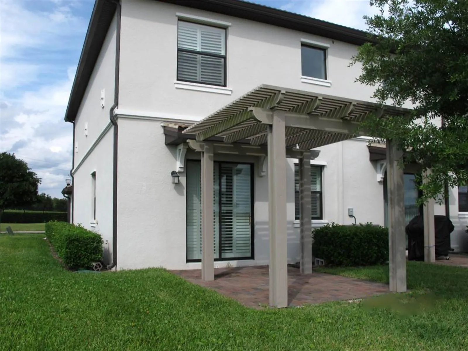 1236 ROYAL ST GEORGE BLVD
