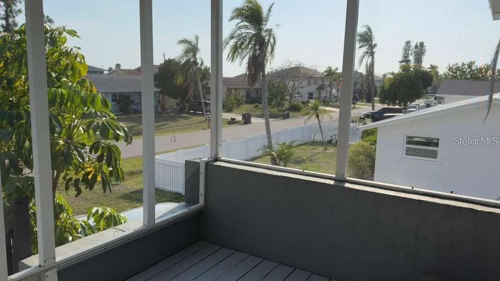 536 45TH STREET CT W