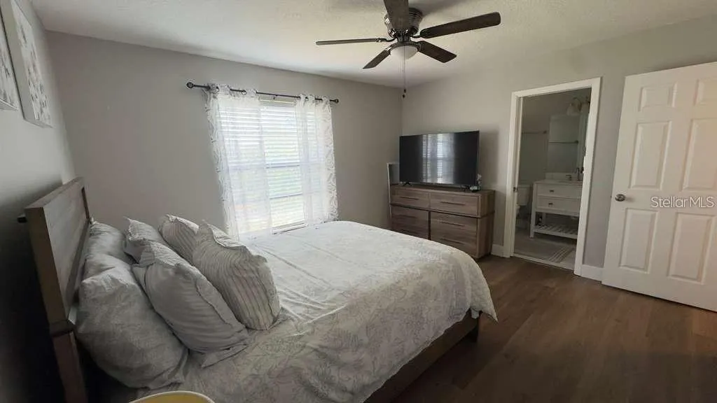 536 45TH STREET CT W