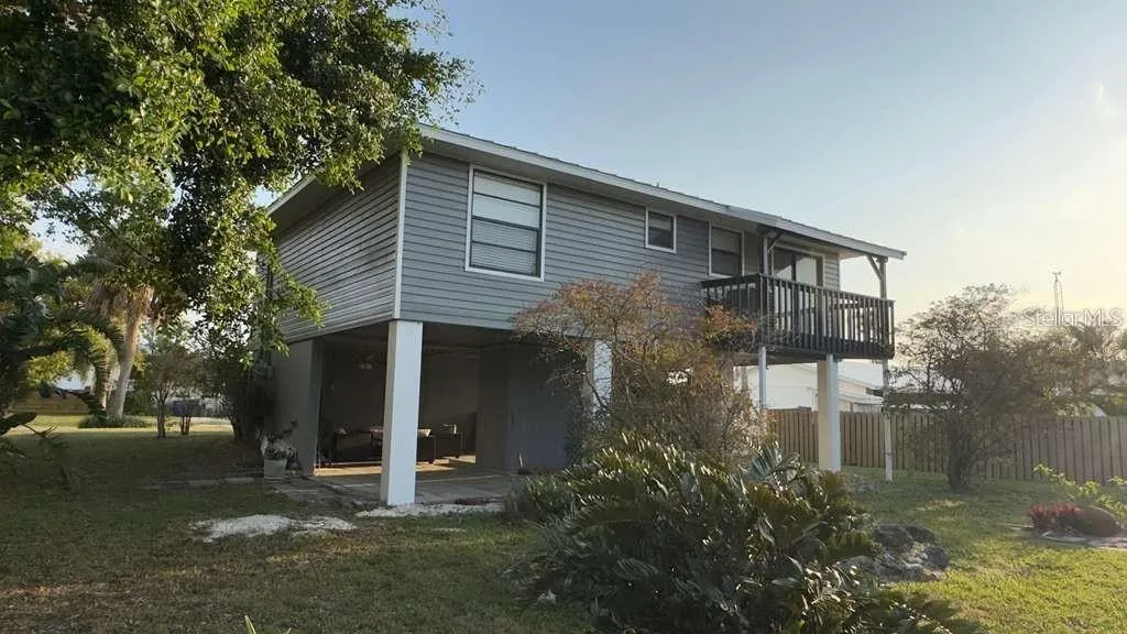 536 45TH STREET CT W
