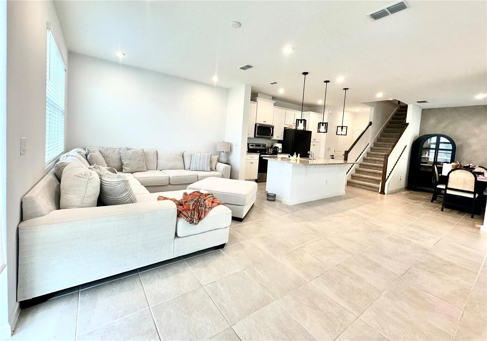 1123 BOARDWALK PL